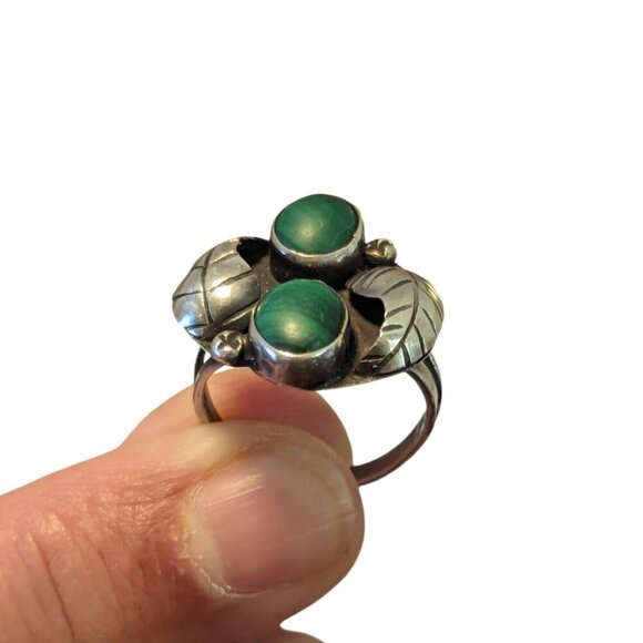 Native Sterling Silver Malachite Leaf Ring Boho Size 7.5 Southwestern Gemstone - Picture 2 of 6